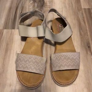 Bobs from Sketchers memory foam sandal
